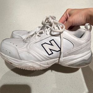 New Balance Womens 624 Cross Trainer Shoes Size 7.5 (style discontinued)